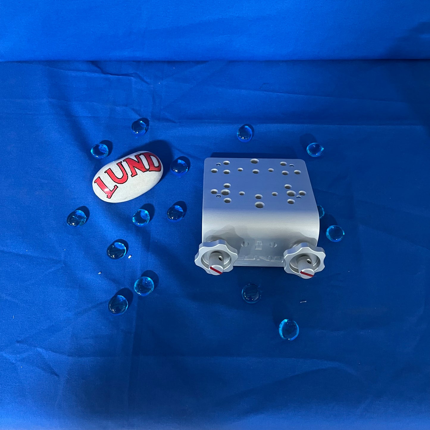Lund HEAVY DUTY STRAIGHT Sporttrak Bracket- ALUMINUM 2443150