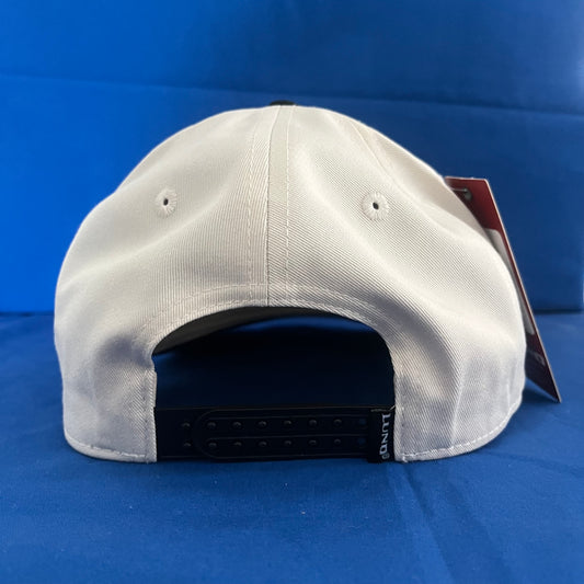 Lund Big Catch Hat – Classic Chino Fishing Cap with Bass Graphic