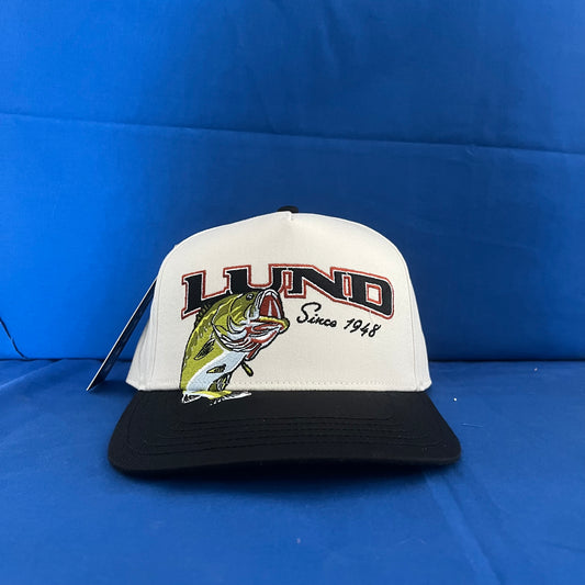 Lund Big Catch Hat – Classic Chino Fishing Cap with Bass Graphic
